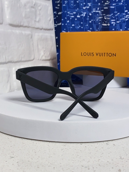 ルイヴィトンサングラス側面デザイン